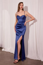 Fitted Dress With A Sweetheart Neckline And Thin Straps-10